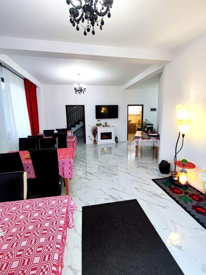 מויסי Vila Casa Hatere מראה חיצוני תמונה